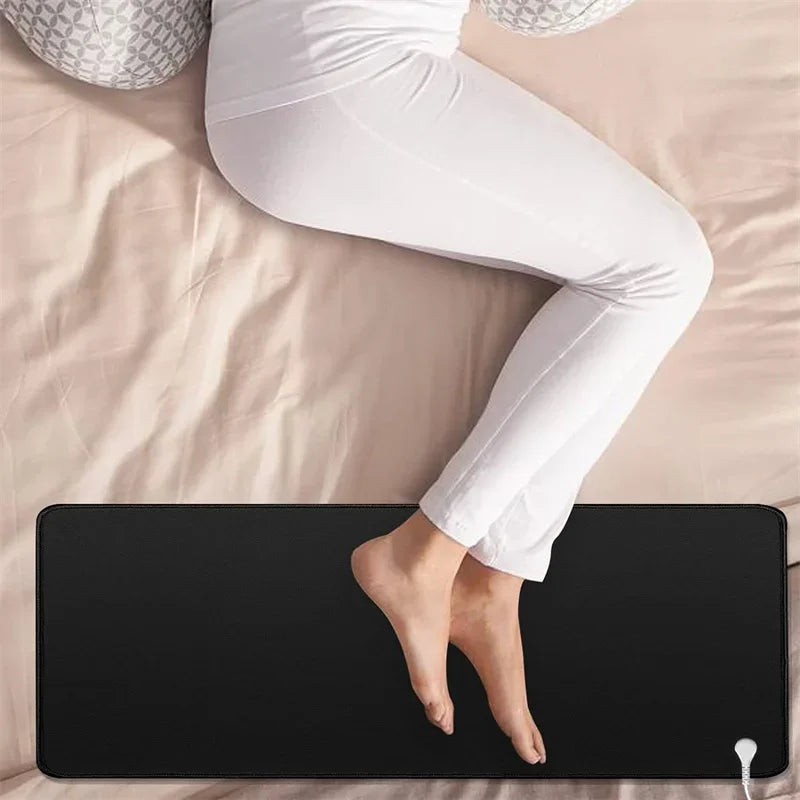Elegante Erdungsmatte für besseren Schlaf, Entspannung & innere Balance – im cleanen Design für dein Zuhause.