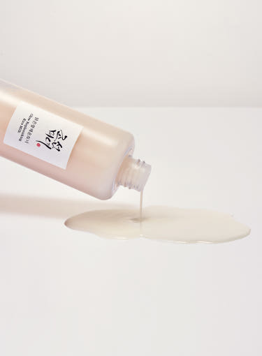 Beauty of Joseon Rice Milk texture – hydrating milky toner for dry, rough-feeling skin